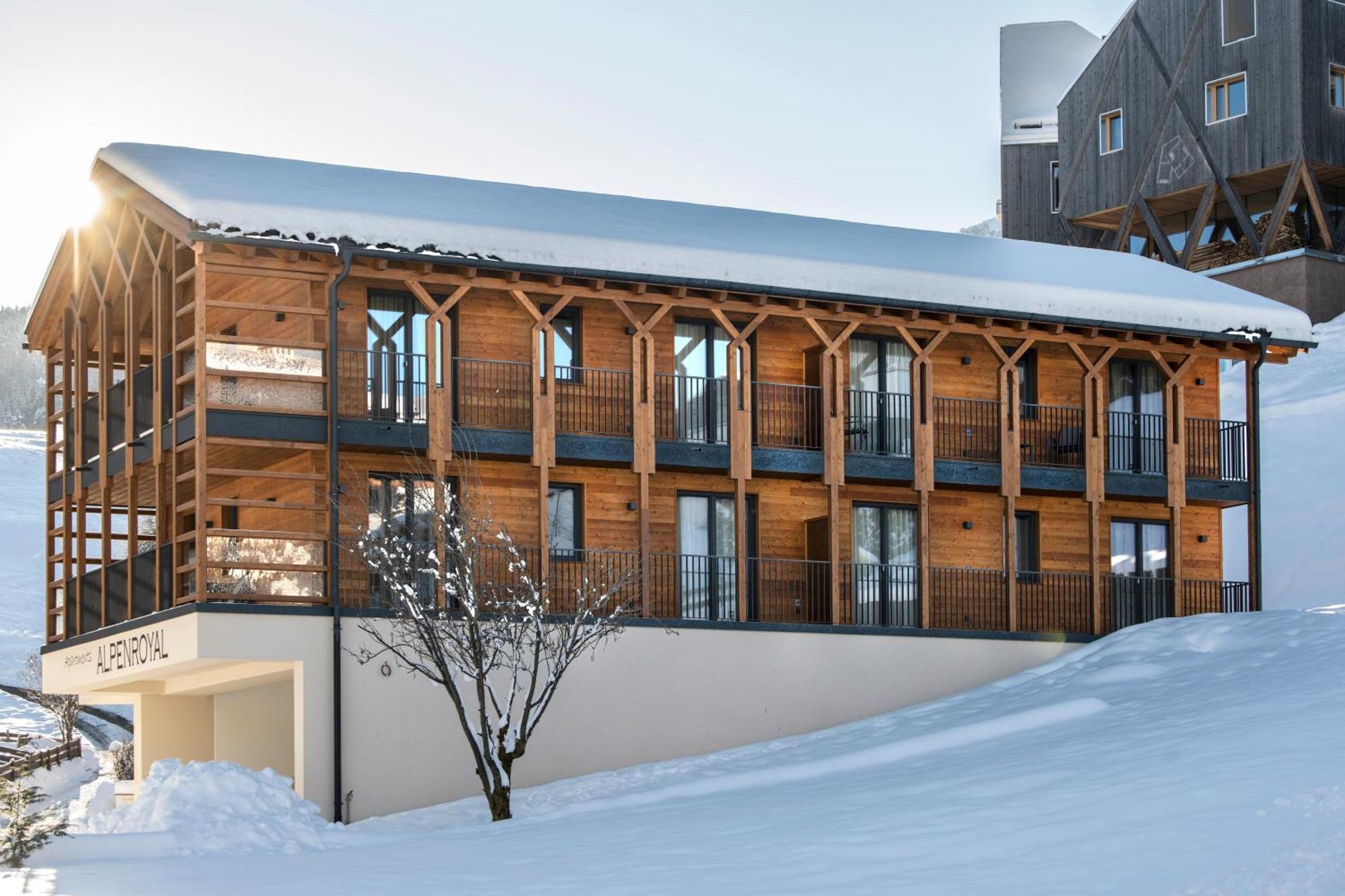 Hotel Alpenroyal Кастелрото Екстериор снимка