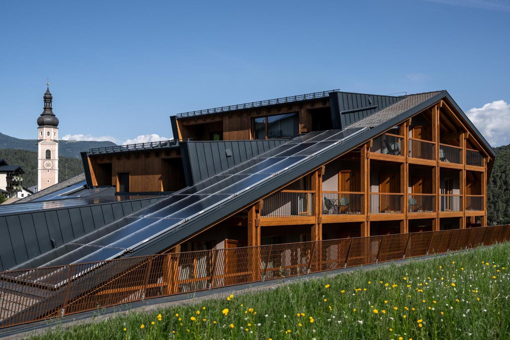 Hotel Alpenroyal Кастелрото Екстериор снимка