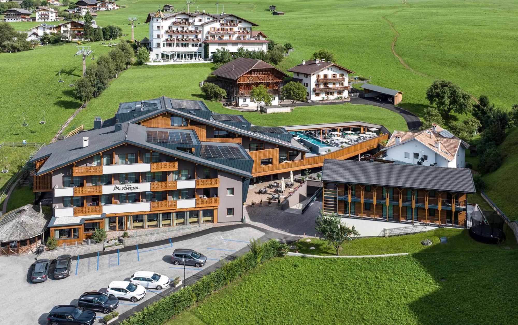Hotel Alpenroyal Кастелрото Екстериор снимка